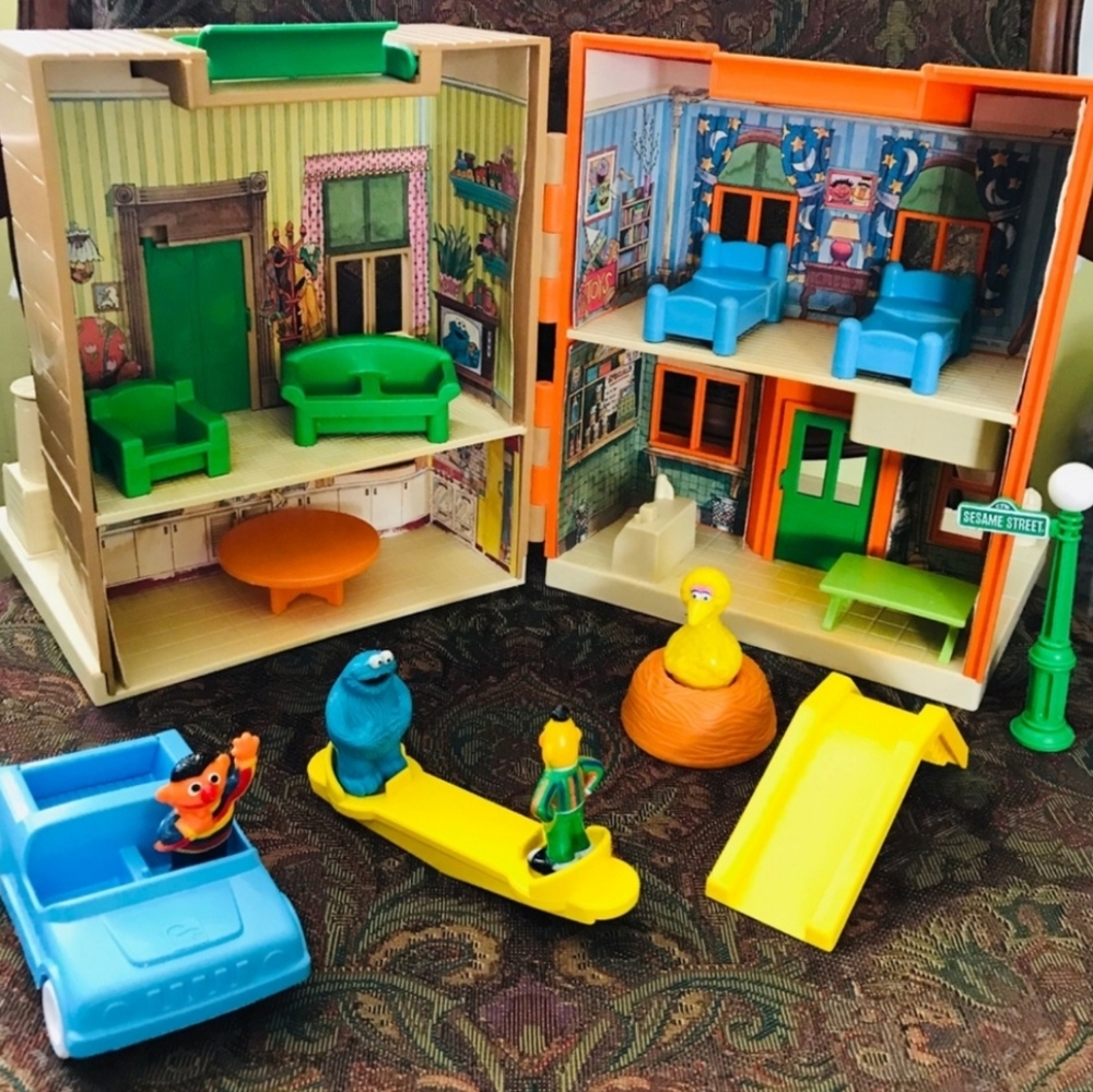 SESAMESTREET,1984Playhouse Set,HOUSE,SET,ELMO,COOKIEMONSTER,Vintage